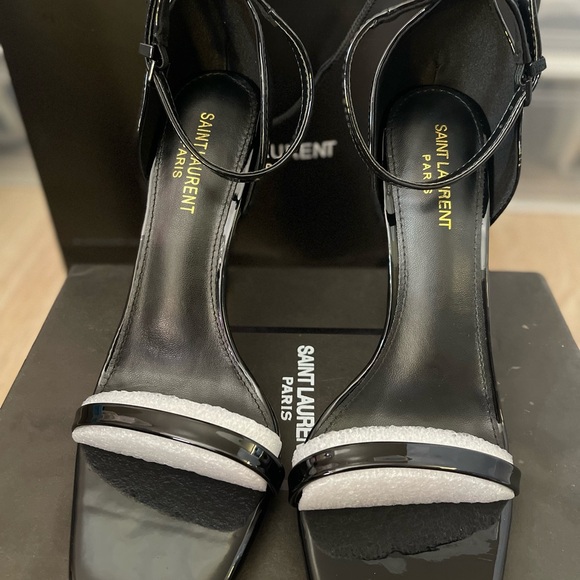 YSL gold heels - Picture 2 of 4